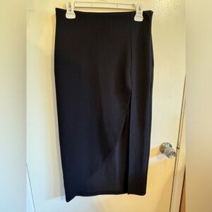 Abercrombie & Fitch High Front Side Slit Skirt | Size: M